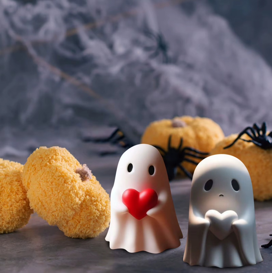 Halloween Love Ghost Ornament