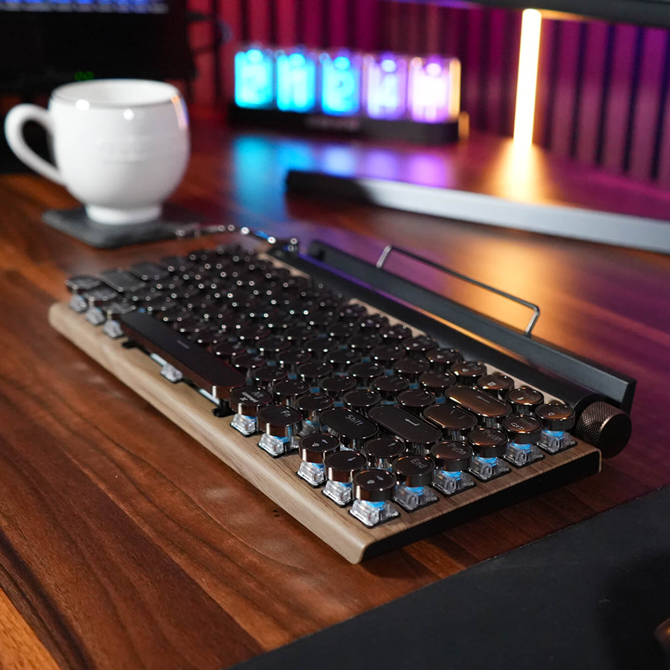 Retro Wireless Typewriter Keyboard