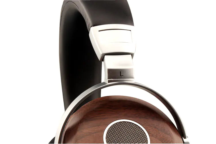 Wooden headphones with natural sound